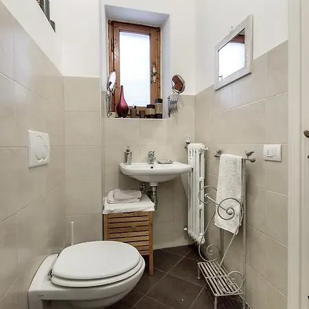 Apartment Cellini 25 Florenz